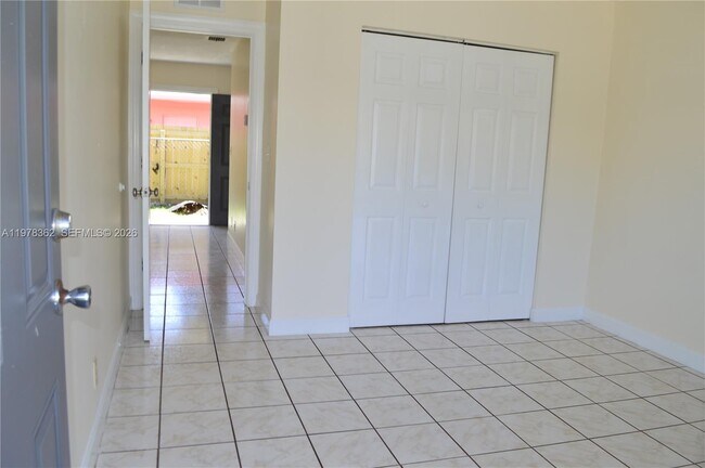 Foto del edificio - 701 SW 15th Ave