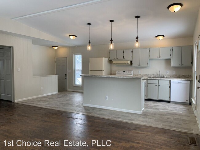 Building Photo - 3 br, 1.5 bath House - 4306 Old Castle Cir