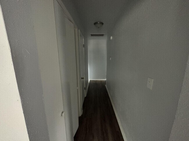 Foto del edificio - 1912 N Moulton Ct