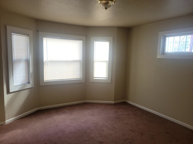 Dormitorio - 979 37th St