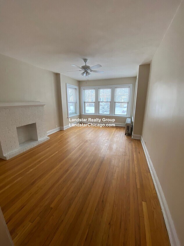 Primary Photo - 804 Seward St
