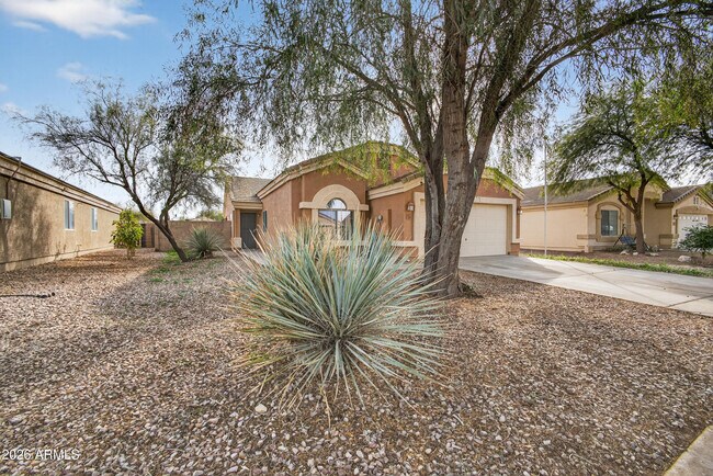 Building Photo - 2130 Sabino Ln