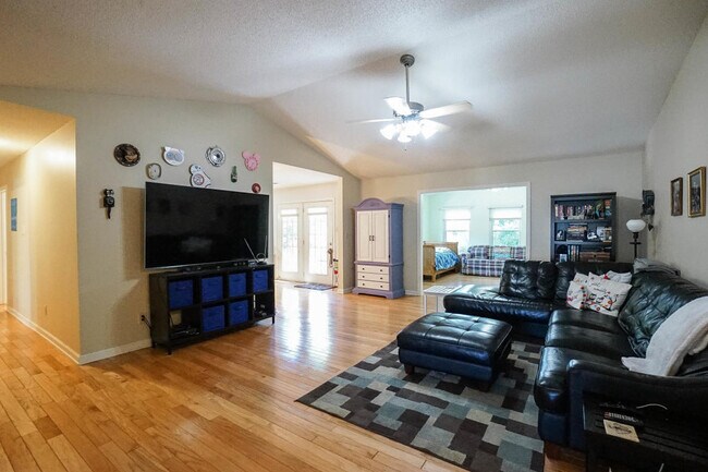 Building Photo - 4888 Masters Dr