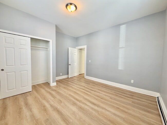 Foto del edificio - 160-164 Stuyvesant Ave