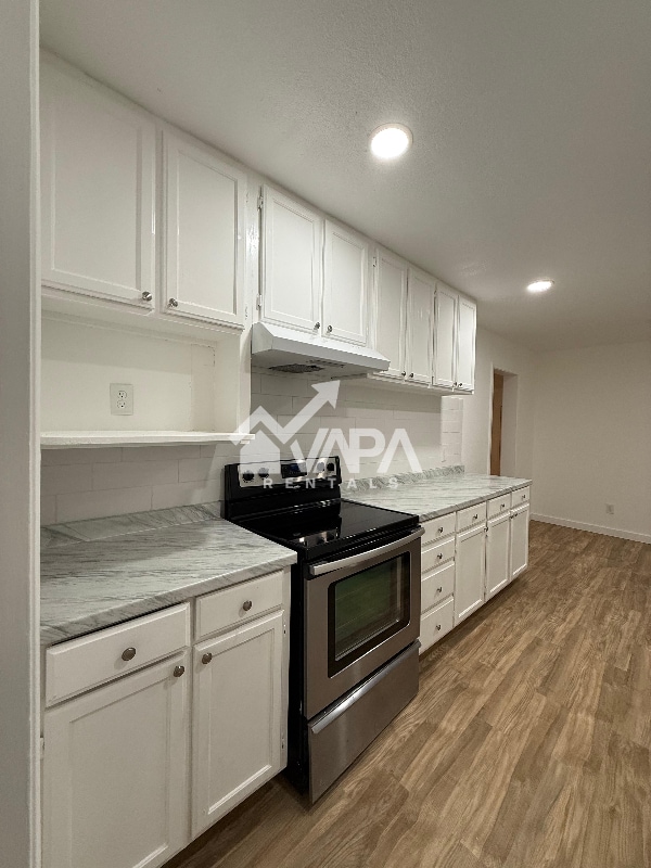 Foto del edificio - 319 Surrels Ave