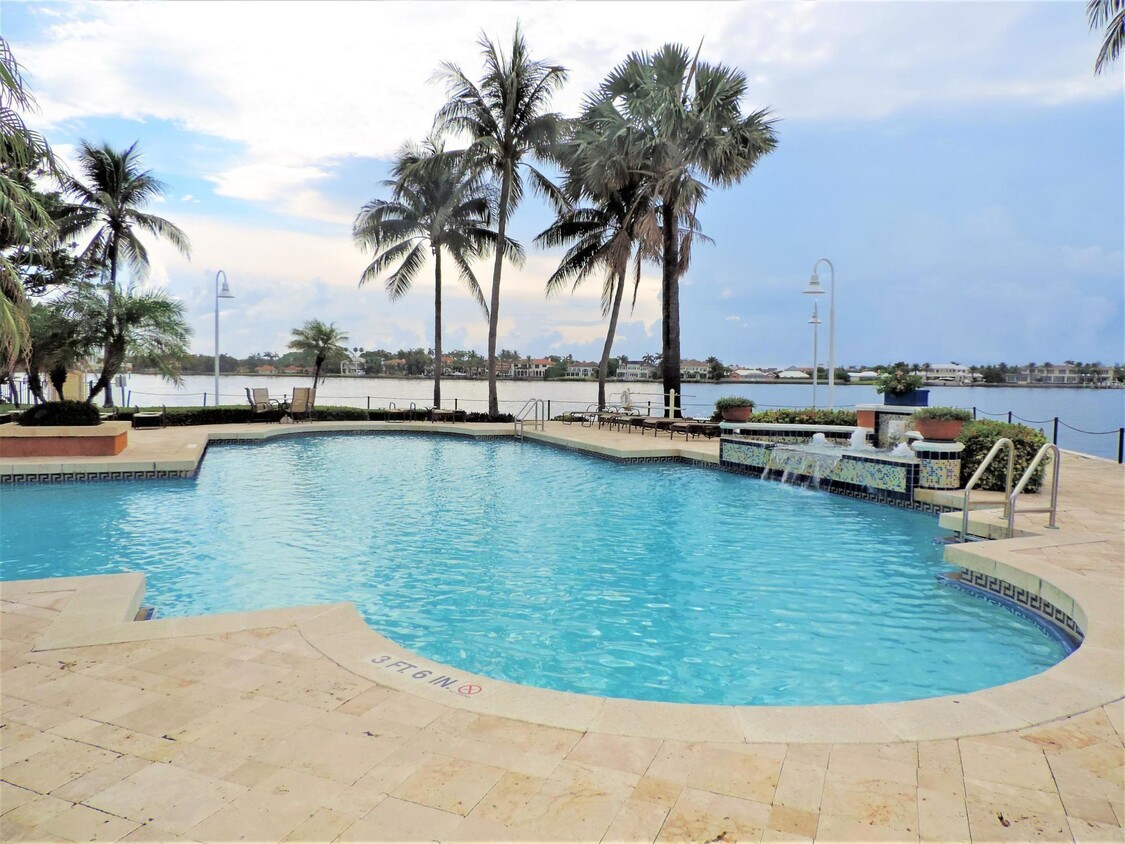 Foto principal - 107 Yacht Club Way