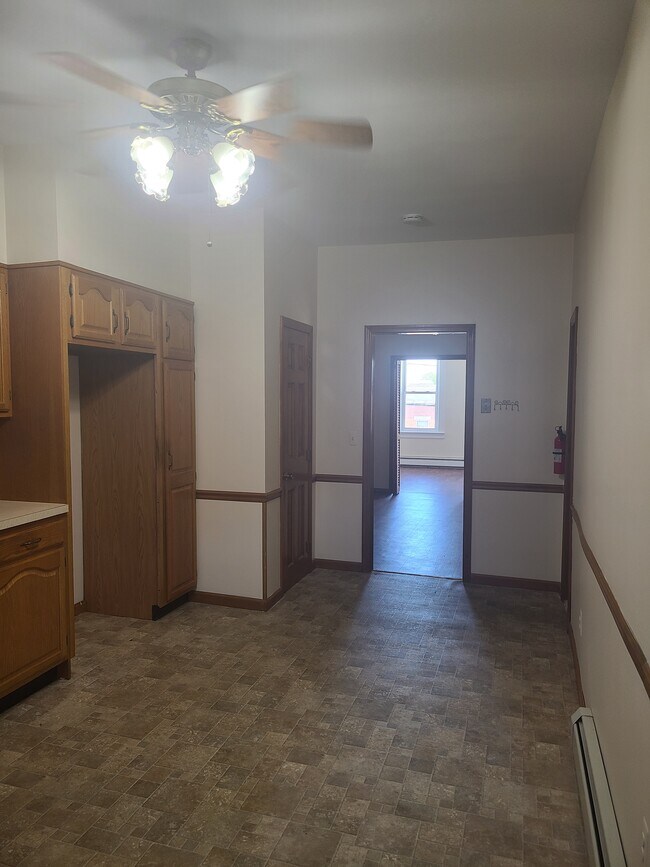 Large EIK - 312 Avenue C