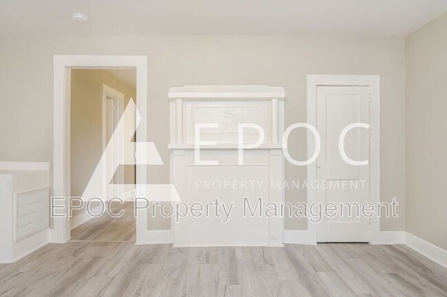 Foto del edificio - 2409 Waterbury St