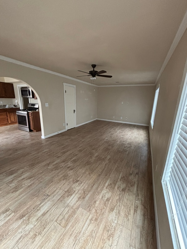 Building Photo - 225 River St