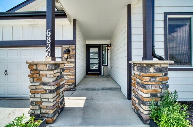 Foto del edificio - Stunning Ranch style 5 bedroom in Lorson R...