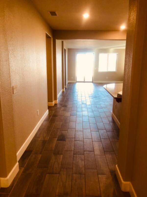 Building Photo - 1730 Heavenly View Trail