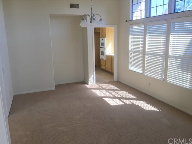 Building Photo - 252 Costa Mesa St