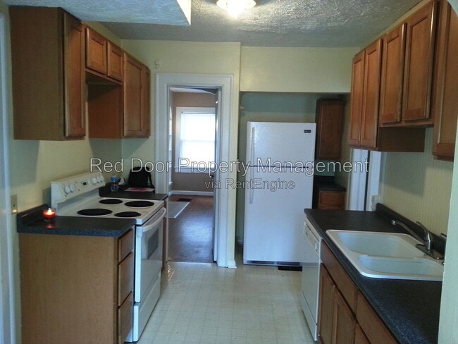 Building Photo - 505 E 61st St