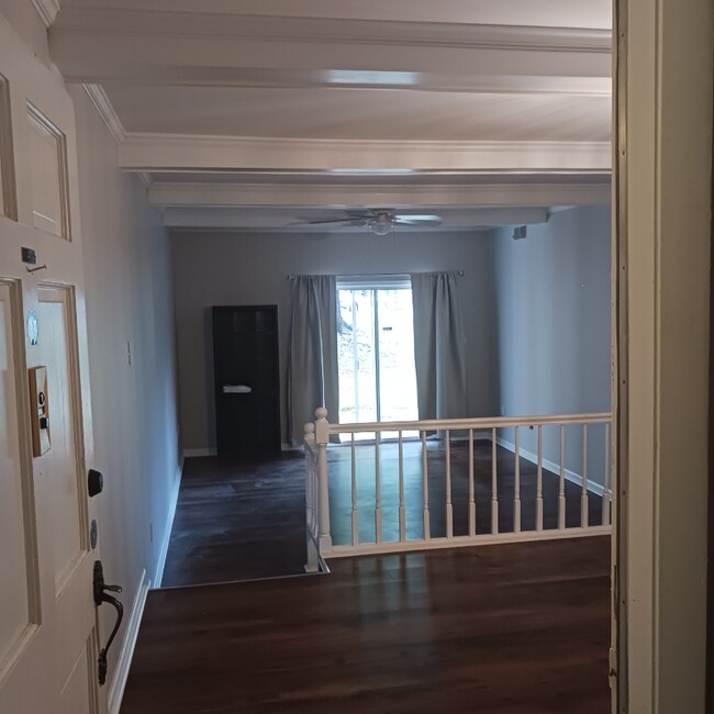 925 Cleveland St Unit 47, Greenville, SC 29601 Condo for Rent in