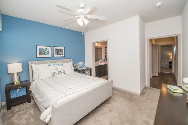 Building Photo - Otarre Pointe Apartments