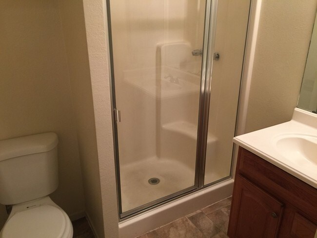 Foto del edificio - 6304 Castleford St