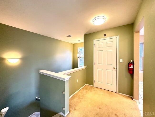 Building Photo - 808 Cypress Ln