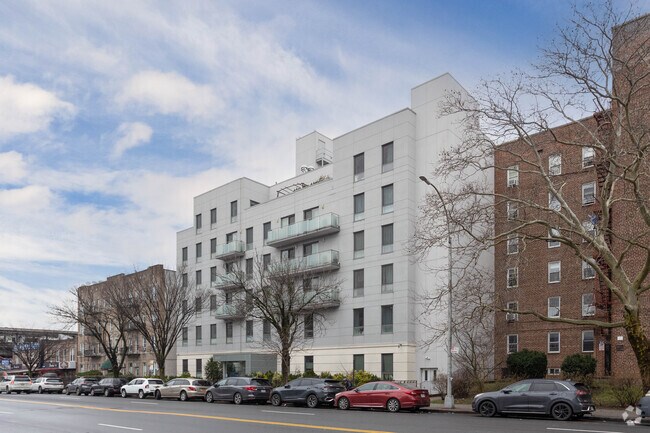 Building Photo - Bay Vista Condominiums