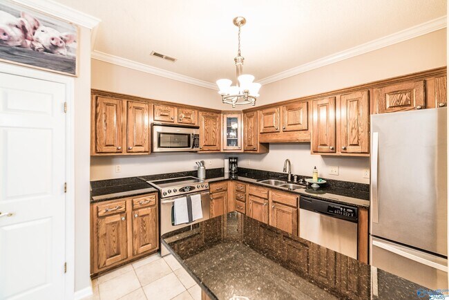Foto del edificio - 10028 Meredith Ln SE