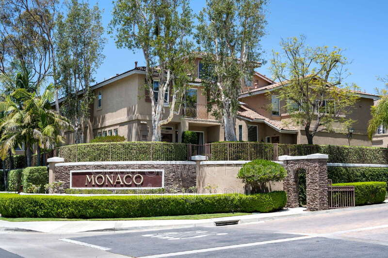 Foto principal - 1082 S St Tropez Ave