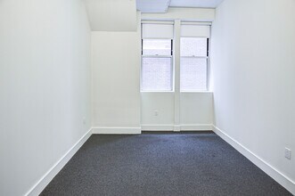 Building Photo - The Creswell