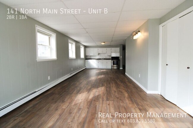 Foto del edificio - 141 N Main St