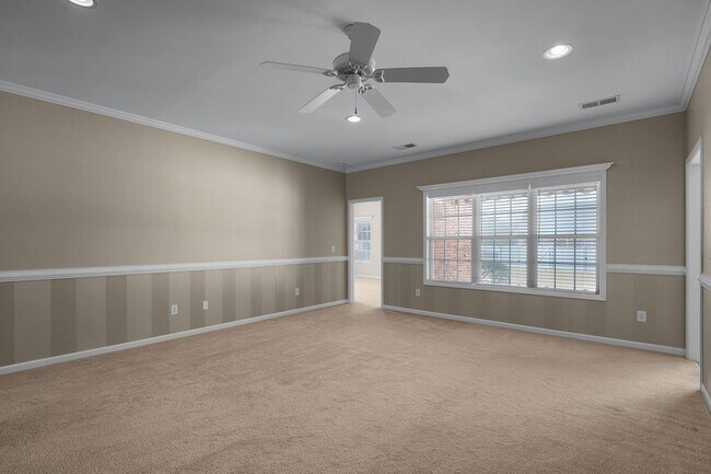 Building Photo - 200 Regency Ln SW