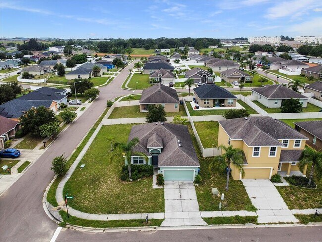 Foto del edificio - 101 Highland Meadows St