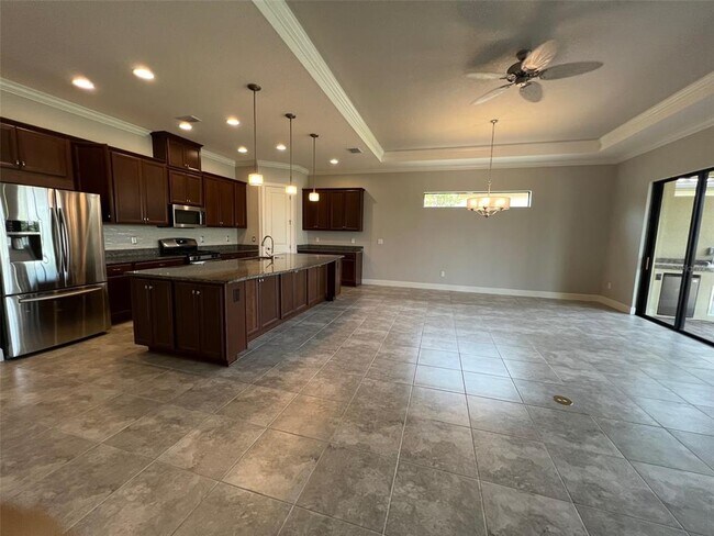 Foto del edificio - 5636 Cantucci St