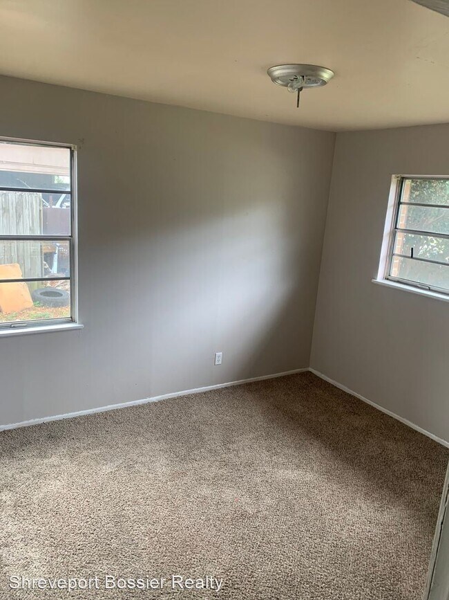 Foto del edificio - 3 br, 1 bath House - 7209 Gregory St