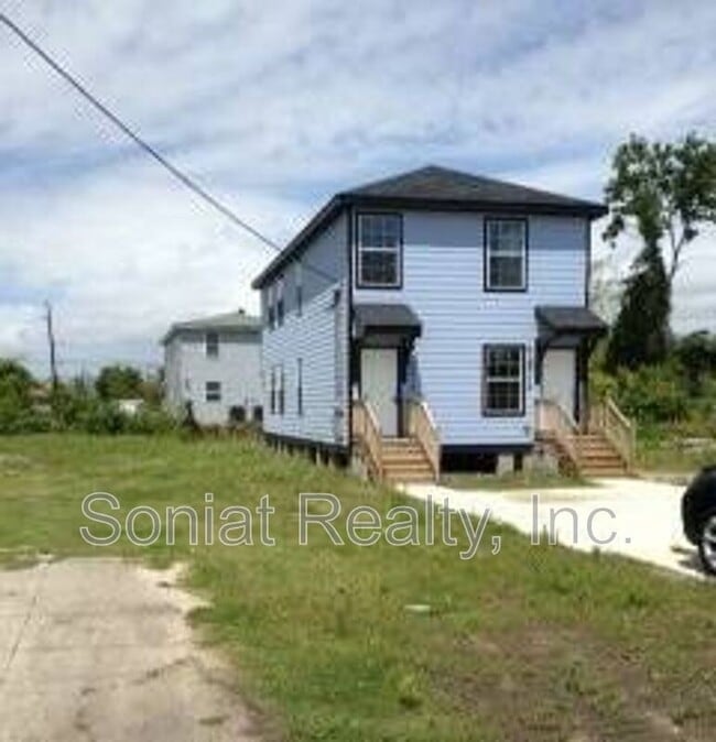 Building Photo - 2012 Alabo St