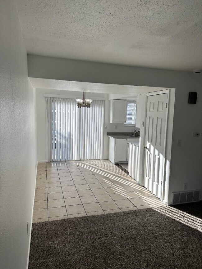 Building Photo - 7486 S 1000 E