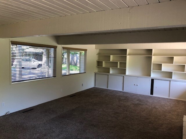 Foto del edificio - 51 W. Garzas Rd.