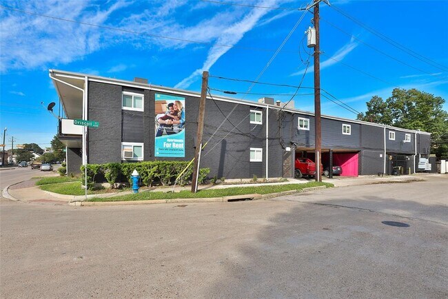 Foto del edificio - 1840 Richmond Ave.