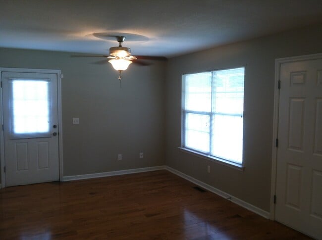 Photo - 506-508 Sequoia Drive House