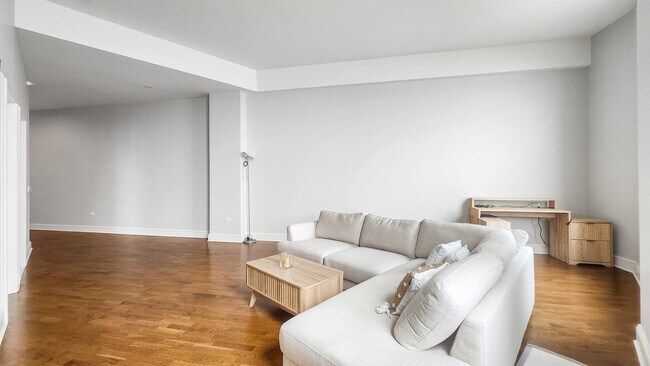 Foto del edificio - 850 N Lake Shore Dr