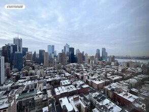 Building Photo - 350 W 50th St