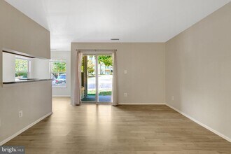 Building Photo - 1791 Jonathan Way