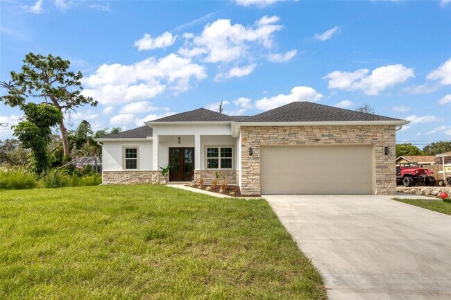 Building Photo - 940 Mangrove Rd