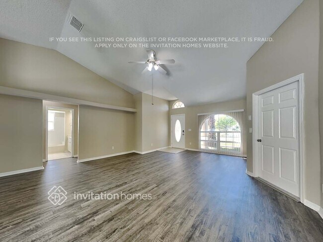 Foto del edificio - 6380 25 Way S