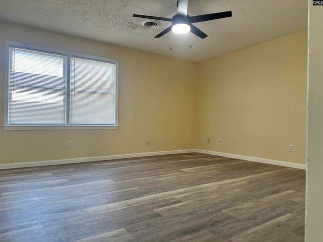 Building Photo - 1715-1715 Stahl St