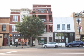 Building Photo - 2521 W North Ave