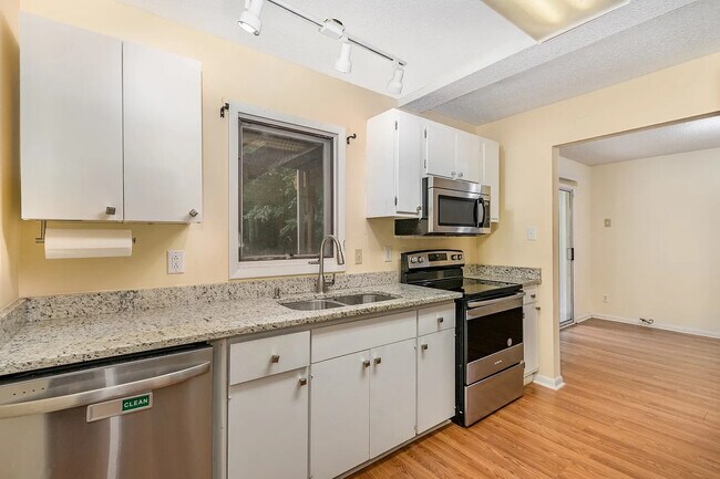 Foto del edificio - Room in Duplex on Spring St