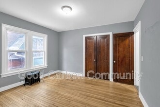 Building Photo - 328 Elmwood Ave