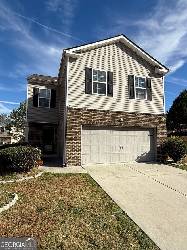 Building Photo - 2937 S Hills