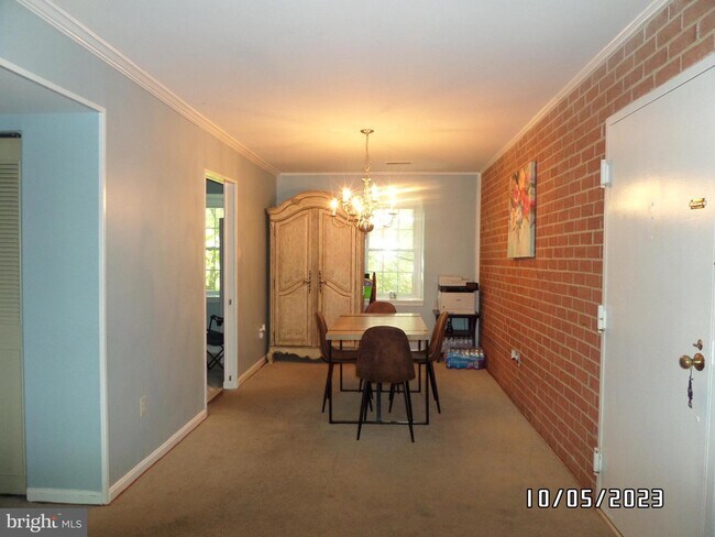 Foto del edificio - 794 Quince Orchard Blvd