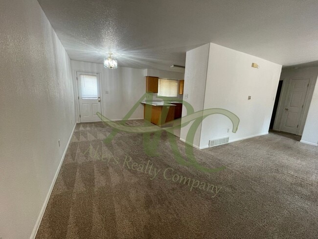 Building Photo - 2722 Poplar St