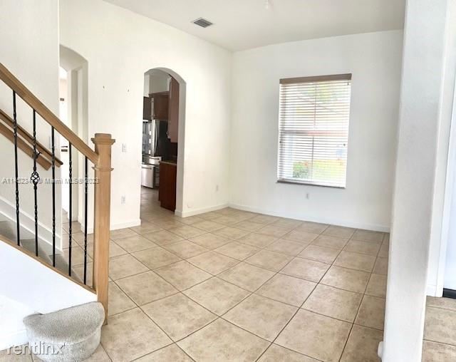 Foto del edificio - 5 br, 3 bath House - 10711 SW 236th Ter