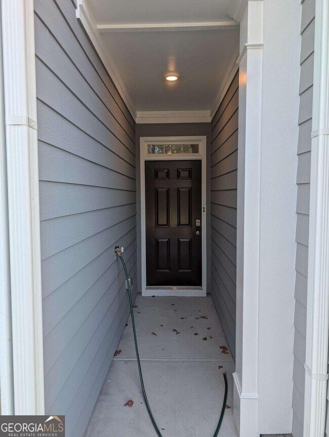 Building Photo - 2465 Poppy Ct