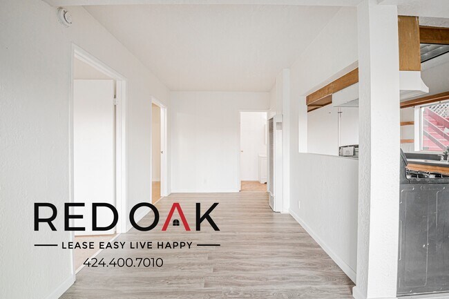 Foto del edificio - 476 1/2 Crane Blvd-476 1/2